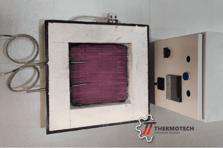 تصویر اول المنت کوره کوره حرارتی ۱۲۰۰درجه با تابلو برق فرمان جهت کارهای آزمایشگاهی